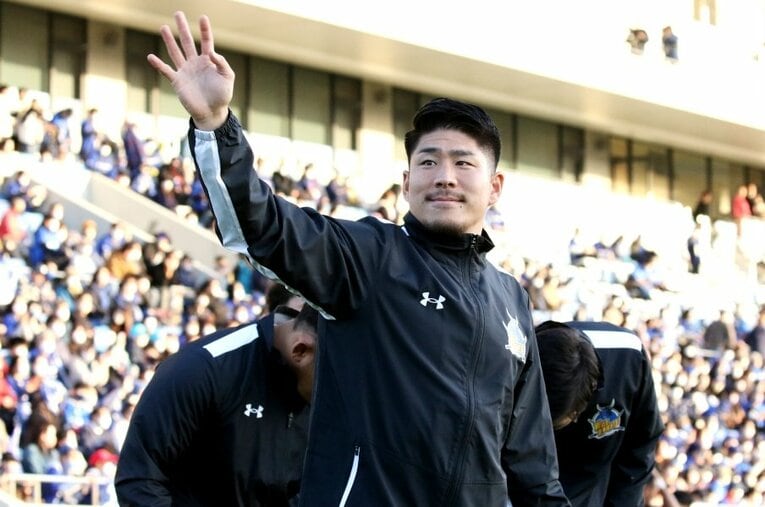 左膝靭帯断裂から復帰を果たしたワイルドナイツSO松田力也（28歳）。リーグワン開幕戦のスターティングメンバーに名を連ねた ／ photograph by Nobuhiko Otomo