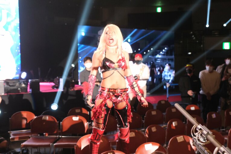 タイトルマッチは“朱里との作品”だった…新王者・ジュリアはスターダムをどう“引っかき回す”のか？ 異例のアピール「全員覚悟しとけよ！」(19)