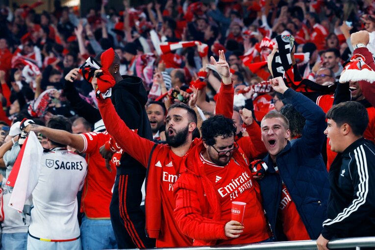 劇的な逆転劇にホームサポーターは沸きに沸いた　©Daisuke Nakashima