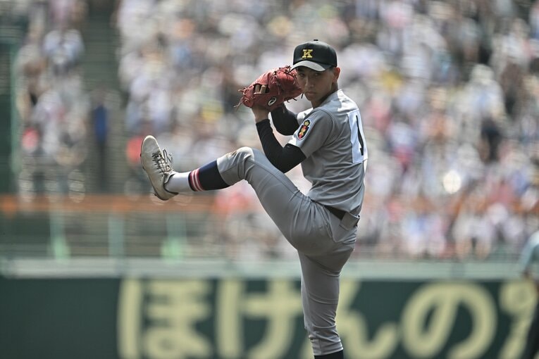 「慶応のエース」小宅雅己（2年）　©Hideki Sugiyama