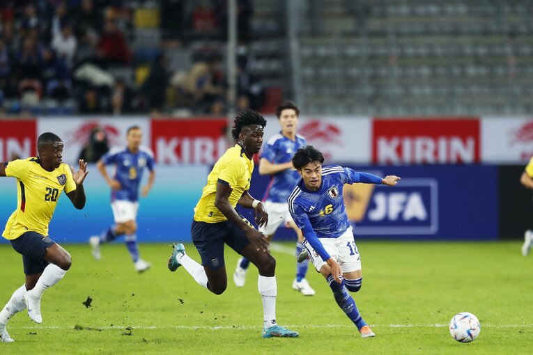 「CLレアル戦で光った旗手怜央とセルティック勢を」「戦術三笘が…」欧州在住カメラマンが“W杯26人選考前の苦闘”に感じたこと(23)