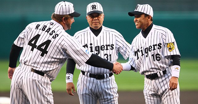村山実 阪神タイガース 引退記念 カフス 阪神タイガース - 阪神タイガース村山實 野球殿堂入り記念