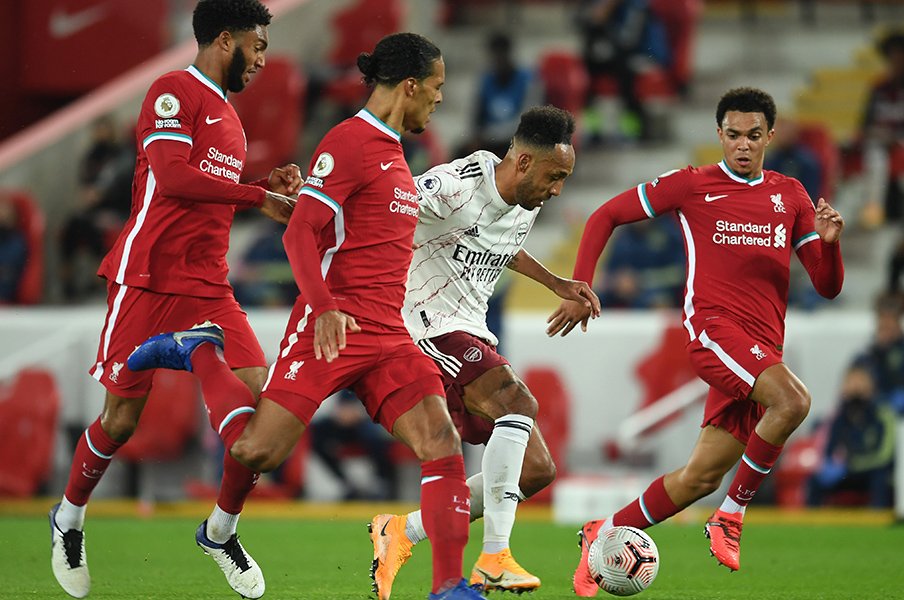 ゴメス（左）、ファンダイク（中央）を欠いている©Getty Images