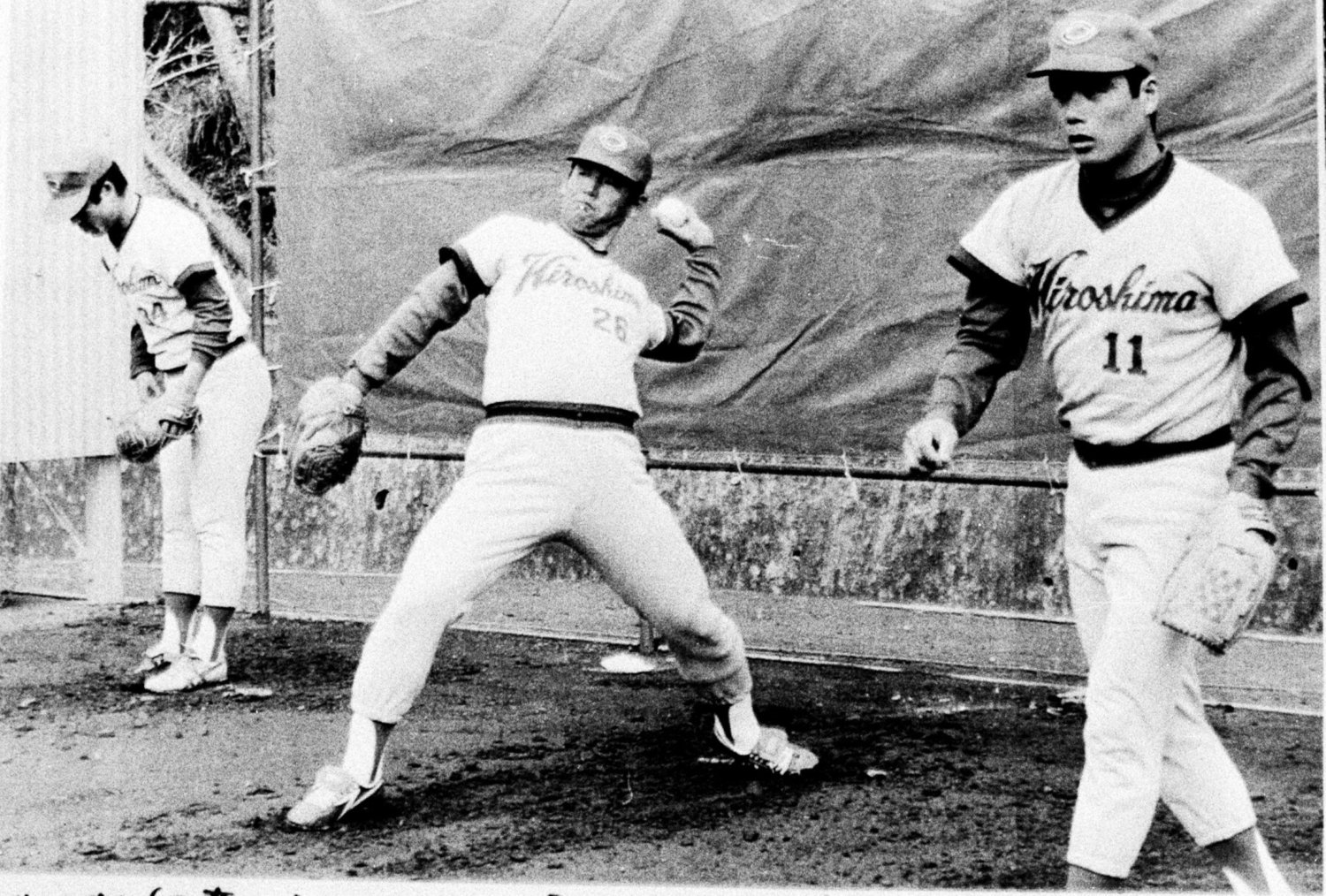 キャンプで投げ込む江夏　(C)Sankei Shimbun