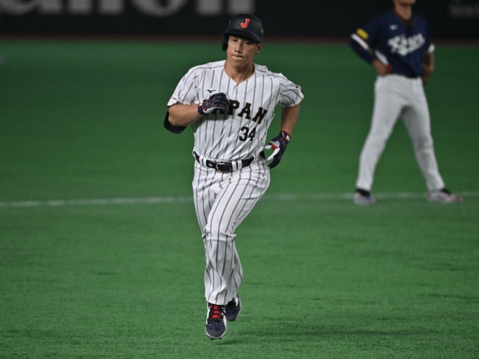 吉田正尚はWBCで勝負強すぎるマッチョマン「じつは大谷翔平、村上宗隆以上の“ある成績”」「マサはプロフェッショナル」Rソックス指揮官も信頼＜Number Web＞ photograph by Hideki Sugiyama