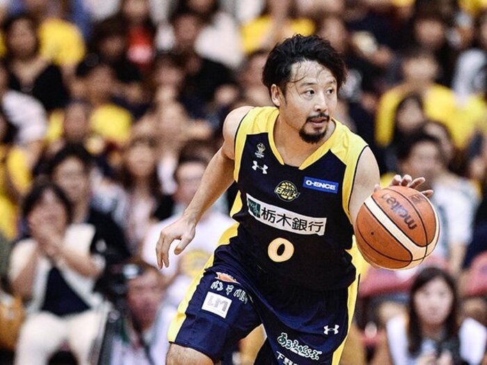 五十嵐、川村、そしてレジェンド折茂。Bリーグとホームタウンの幸福な関係。＜Number Web＞ photograph by Yuki Suenaga