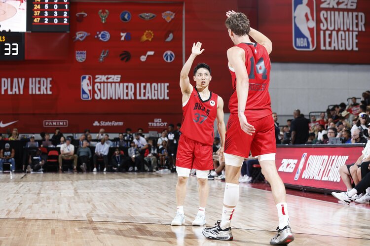 ユウキ！ユウキ！」大歓声は異例…河村勇輝（24歳）はなぜNBAシカゴ