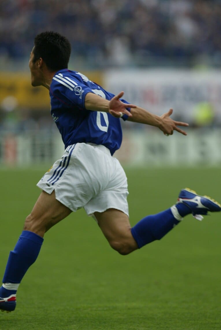 2002年日韓W杯チュニジア戦、ゴールを決めた森島寛晃　©JMPA