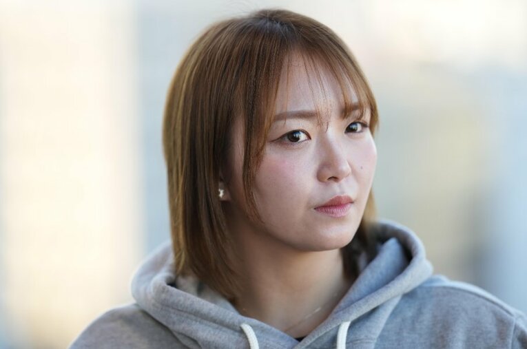 岩谷麻優の持つ“猪木ベルト”IWGP女子王座に照準を合わせたSareee。「朱里を踏み台にする」と宣言した ／ photograph by Essei Hara