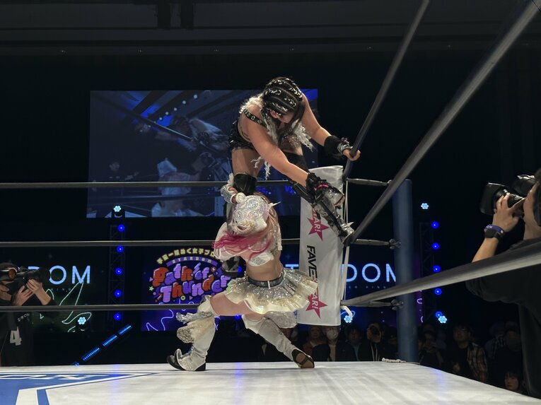 スターライト・キッドvs吏南　©Norihiro Hashimoto