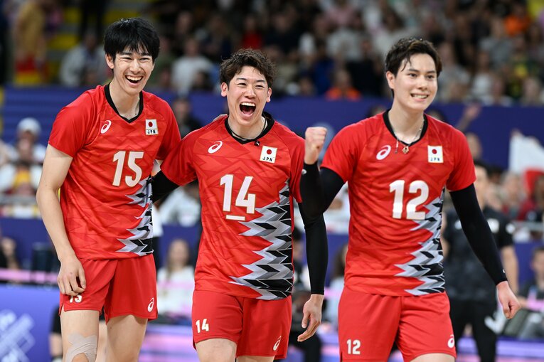甲斐優斗、石川祐希、高橋藍（パリ五輪 ドイツ戦）©︎Naoya Sanuki/JMPA