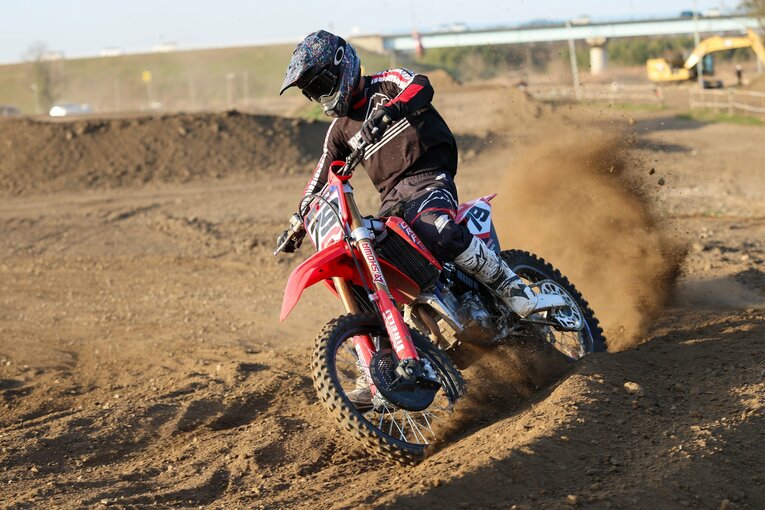 オフロードビレッジでトレーニングする小椋　©Satoshi Endo