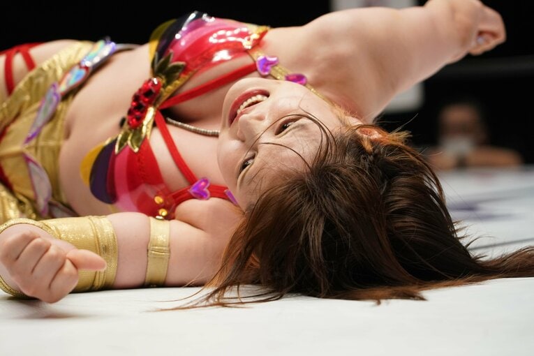 北大法学部卒→外資系企業から異例の転身…スターダムで奮闘する月山和香（30歳）はなぜプロレスラーになったのか？《特別グラビア》(53)