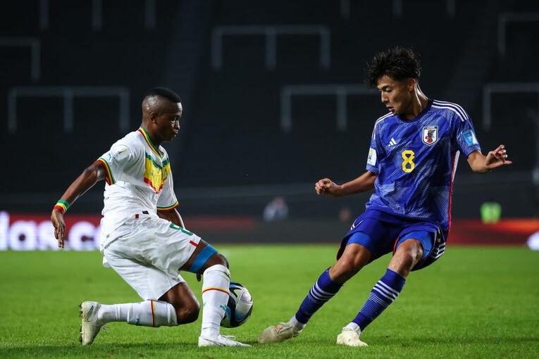 良質な出来だった佐野はもちろん、チーム全体としても90分間戦いきった　©Getty Images