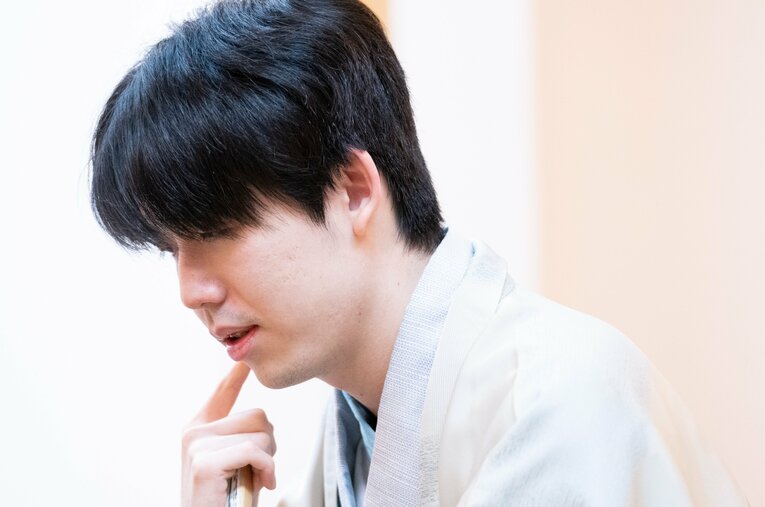2026年初頭は“二冠失冠”危機を乗り越えた藤井聡太六冠。佐藤天彦九段の目から見てどのように映るか ／ photograph by Keiji Ishikawa
