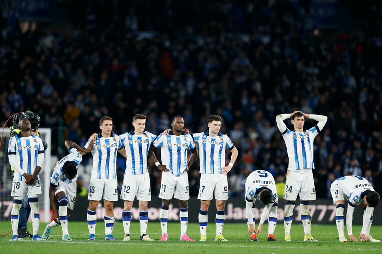 切り取りの瞬間にもよるが――ソシエダのメンバーからは、疲弊したような雰囲気が漂っていた　©Daisuke Nakashima