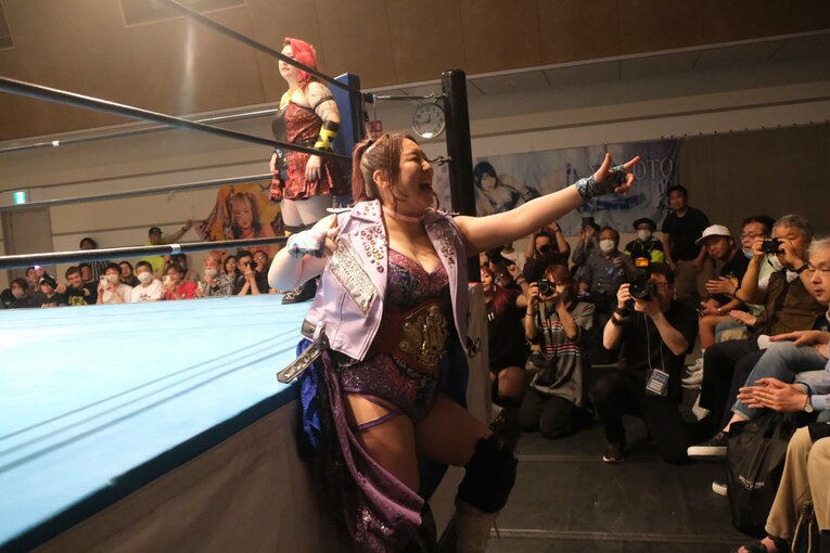 「やせたら可愛いのに」世間の声との闘い…“プラスサイズモデル”も務める女子レスラー・まなせゆうなの思い「ありのままの自分を愛せばいい」(22)