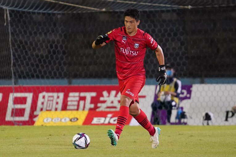 ビルドアップにも積極的に関与し、年々プレーエリアを広げている　©Etsuo Hara/Getty Images