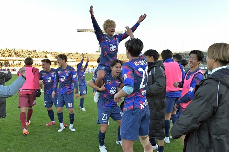 殊勲のゴールをあげたのは18歳（当時）の高卒ルーキー・亀田歩夢だった　©KATALLER TOYAMA