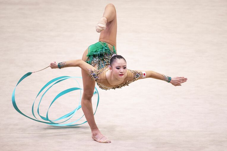 新体操人生のすべてを感じさせるパフォーマンスに観衆が酔いしれた ©AFLO