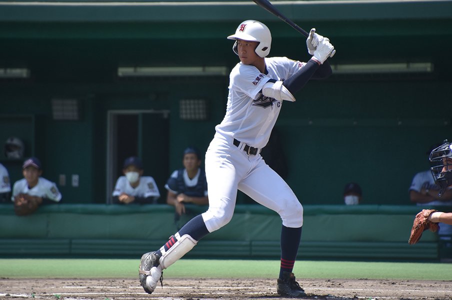ドラフト候補の149kmを悠々運ぶ。岐阜一高の2年生、阪口樂は本物だ。<Number Web> photograph by Sports Graphic Number
