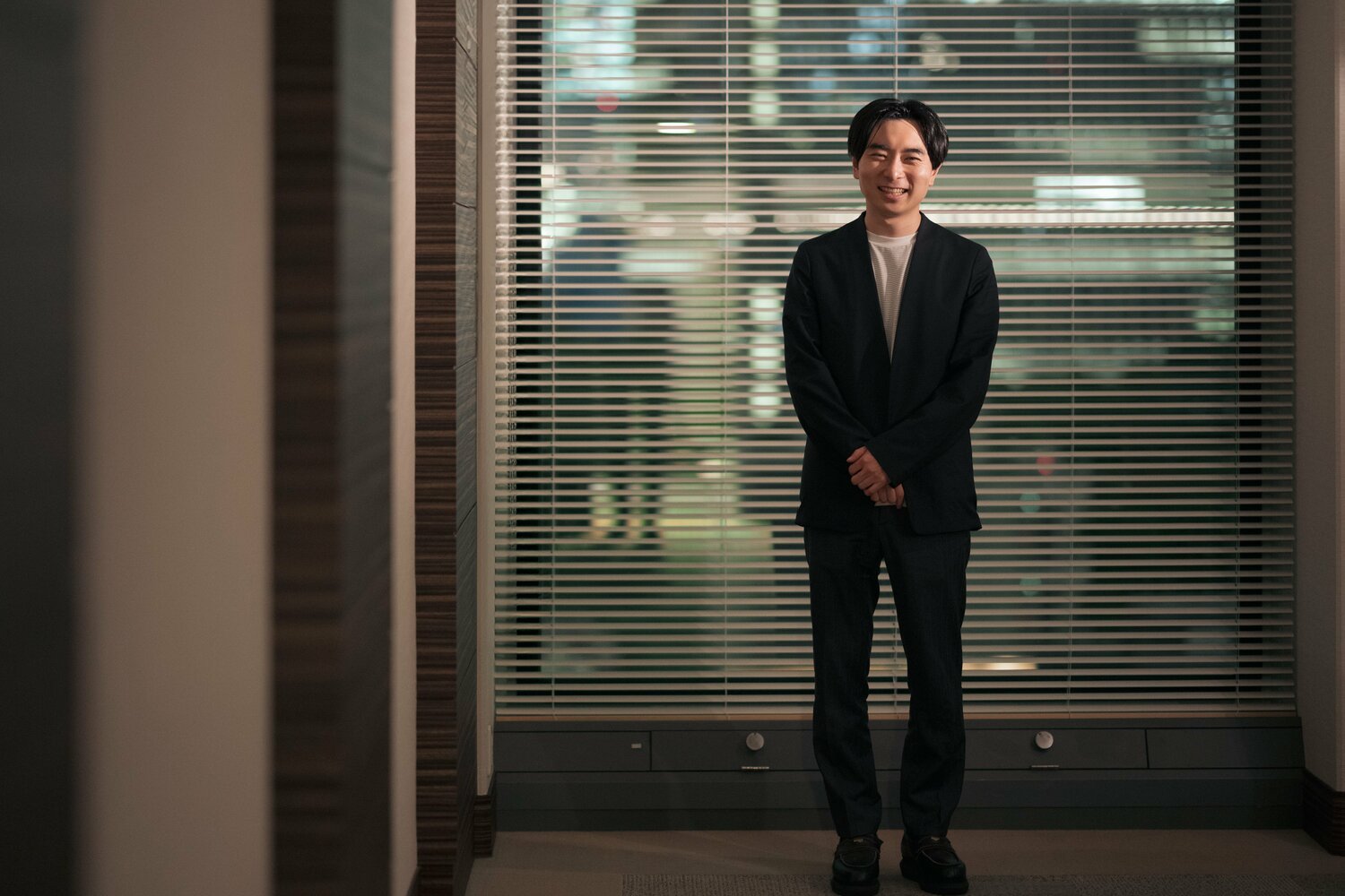 塩越は東大在学中に司法試験予備試験に合格。現在は大手法律事務所で弁護士として活躍中だ　©Shiro Miyake