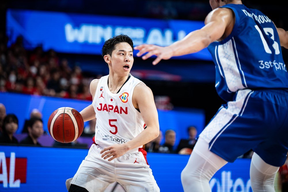 フィンランドが富永対策に注力しはじめたことを上手に利用した司令塔の河村　©︎FIBA