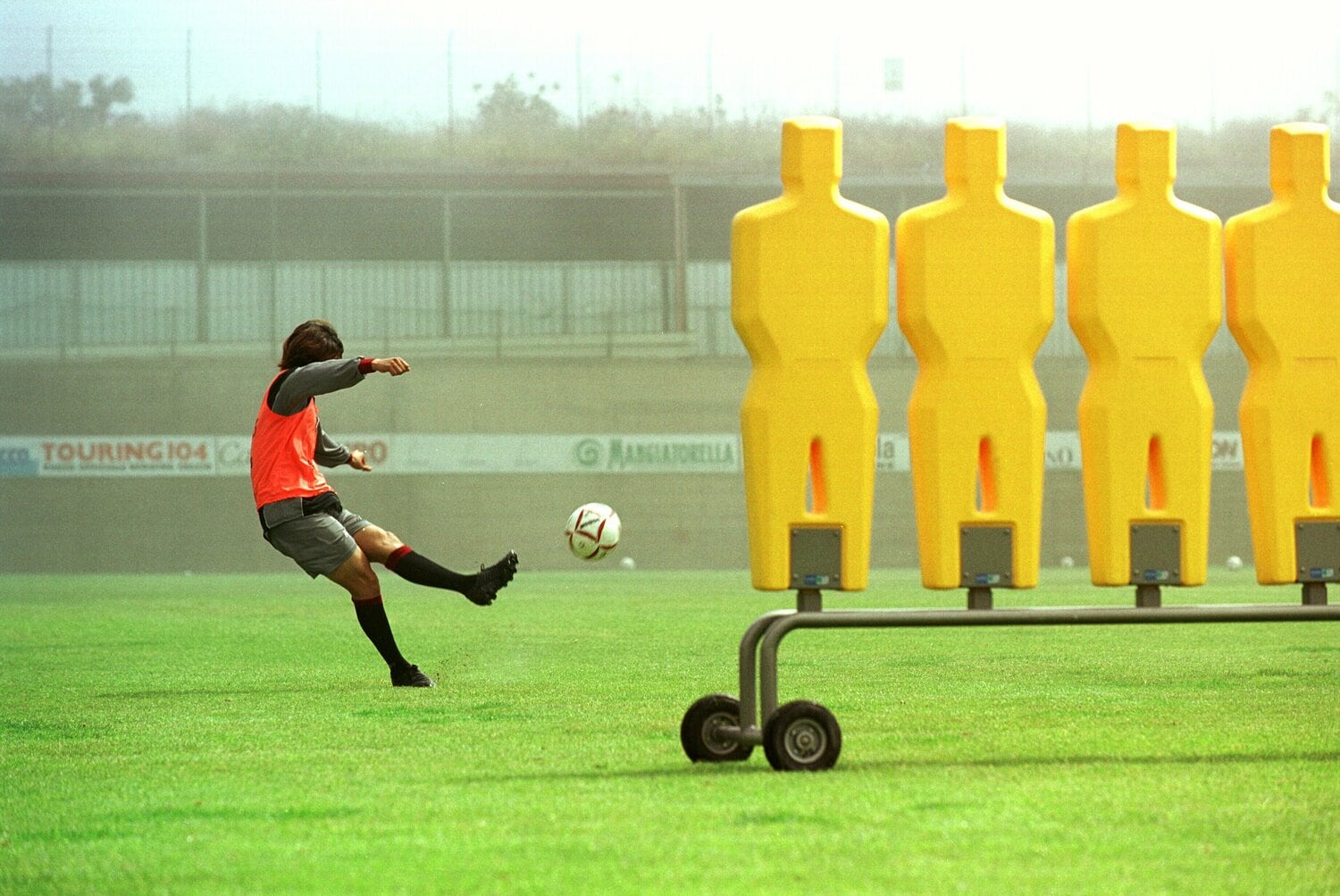 レッジーナ時代のFK練習　©Sports Graphic Number