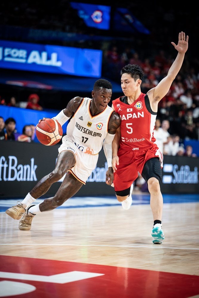 河村が衝撃を受けたというドイツのシュルーダー。NBAのラプターズに所属　©FIBA