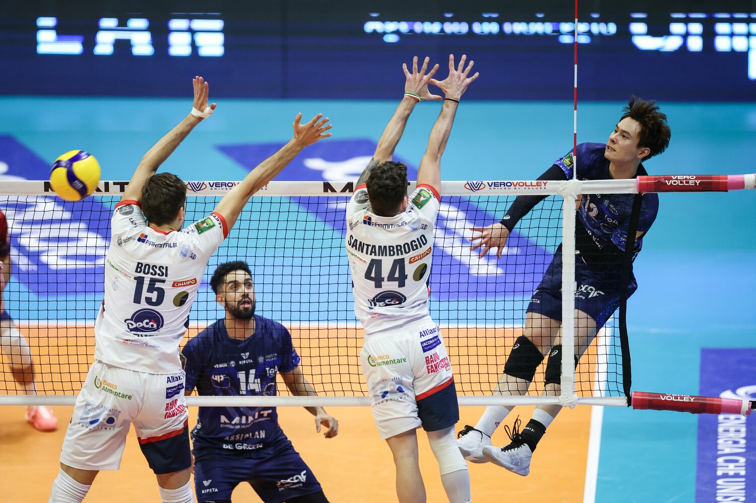 イタリアでは3シーズンにわたってプレーした高橋藍 ©︎Takahisa Hirano