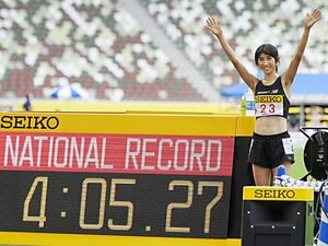 独走しても「もう10～15秒速く走れないと世界と戦えない」… 田中希実が元選手の父親と歩んだ道〈1500m日本新〉