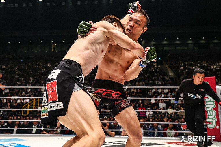 『RIZIN.48』井上直樹vs.キム・スーチョル　©RIZIN FF