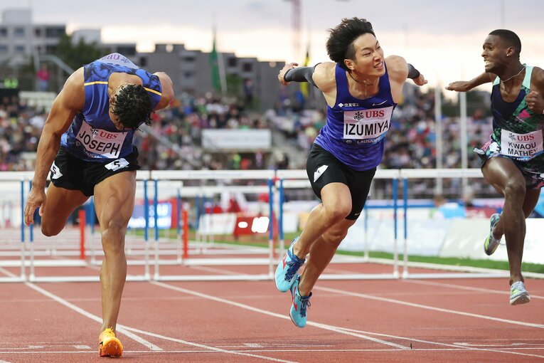 ダイヤモンドリーグ、ローザンヌ大会ではクワオーマテ（右）やジョセフ（左）を抑えた優勝を果たした泉谷　©︎Getty Images