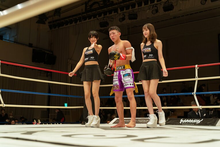 「“ラウンドガール不要論”をどう思う？」人気ラウンドガール・来栖うさこに“グラドル界と格闘技”の関係を聞いてみた〈特別グラビア〉(59)