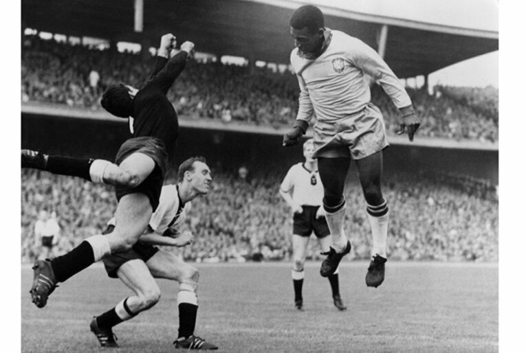 実は恋多き男!? 祝・80歳ペレの知ってるようで知らないキング伝説＆生涯ベストゴールとは(3)