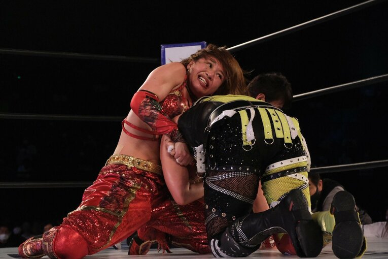 「ビューティ・ペアを超える」スターダム中野たむ＆なつぽいが目指す“女子プロレスの王道”「夢は武道館で単独ライブ」(70)