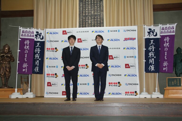 王将戦第1局前日の様子　©NumberWeb
