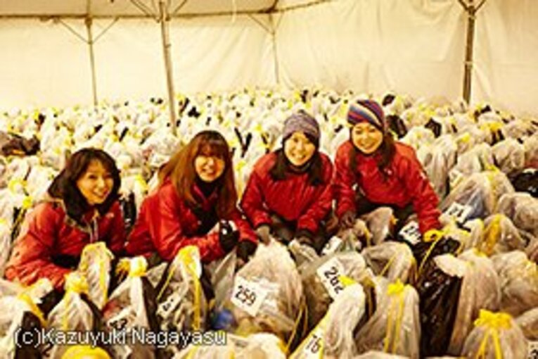 中間点ではスタートで預けたドロップバッグを受け取れる。