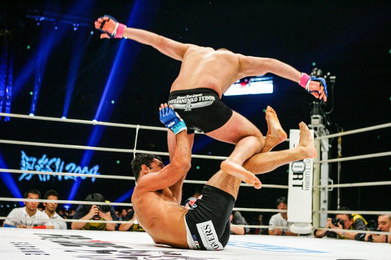 ヒョードルの強烈な踏みつけ