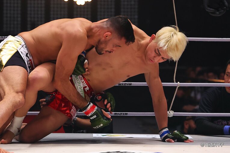 『RIZIN.43』クレベル・コイケvs.鈴木千裕　©RIZIN FF