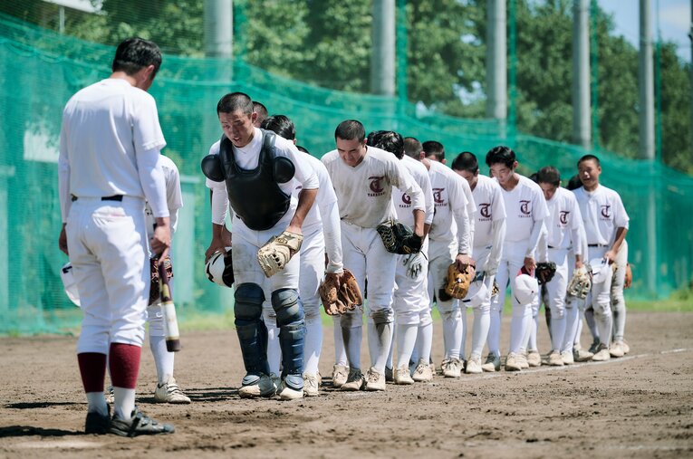 群馬大会でベスト4に入った高崎高校野球部【スワイプするとそのほかの写真もご覧になれます】　©Yuki Suenaga