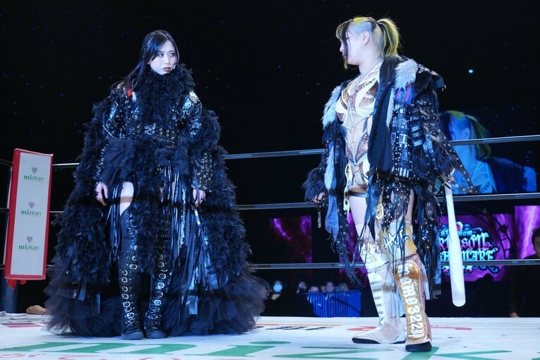 11月3日は同じH.A.T.E.の渡辺桃と対戦した　©Essei Hara