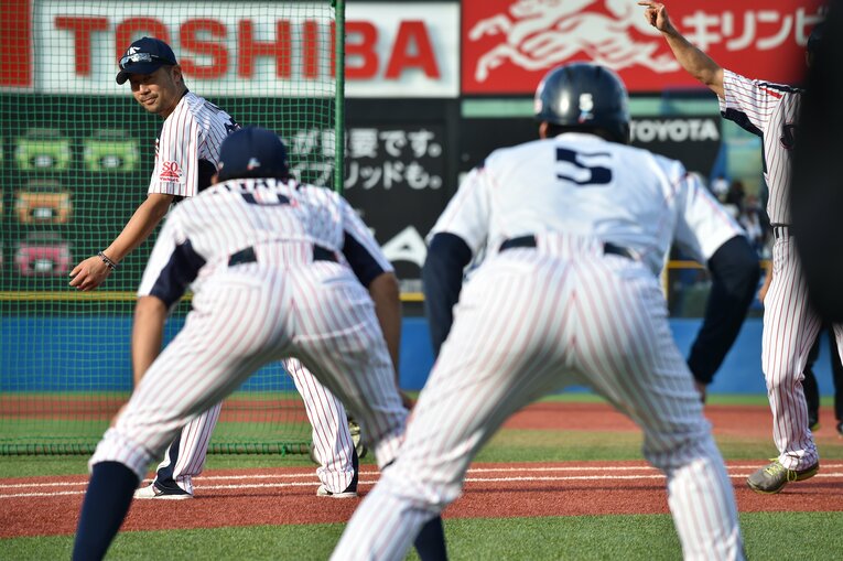 ヤクルトではヘッドコーチとして真中満監督を支えた　©︎Hideki Sugiyama