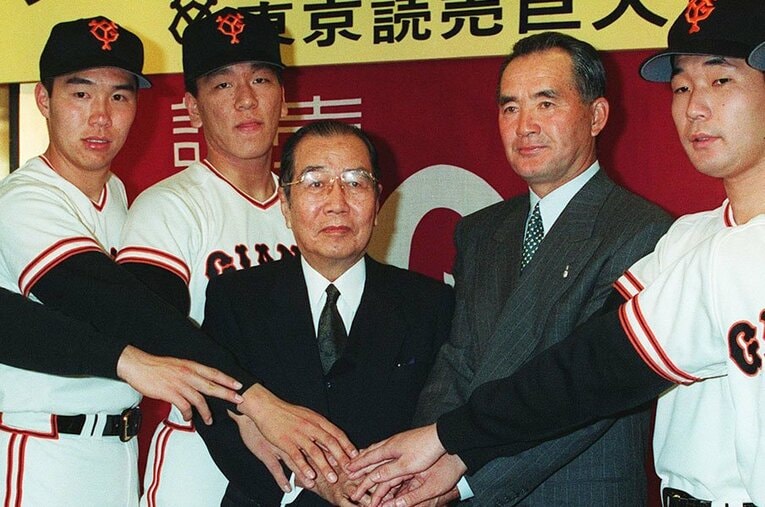 長嶋茂雄監督がドラフト１位で引き当てた松井秀喜。レジェンド擁する1992年ドラフトの代は何位に？　©JIJI PRESS