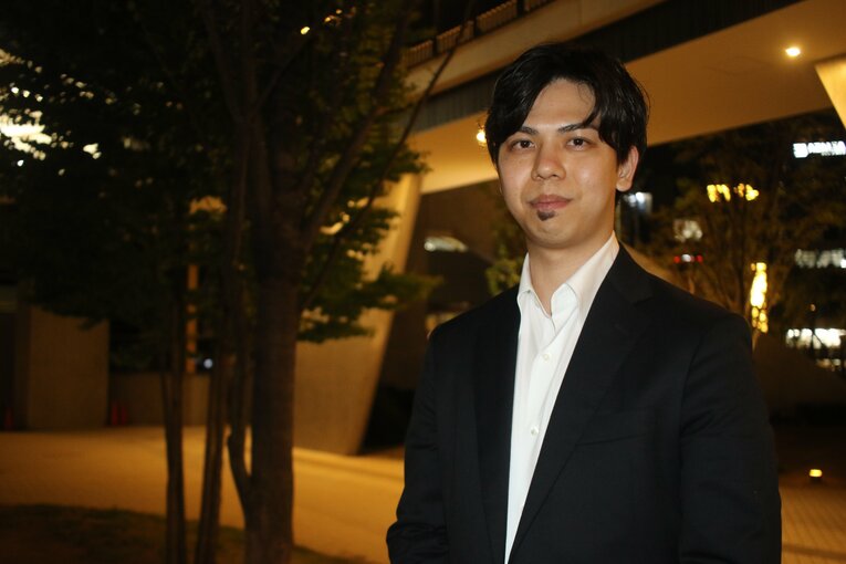 春から大手の投資銀行で働く岩元颯オリビエさん ©︎Takahito Ando