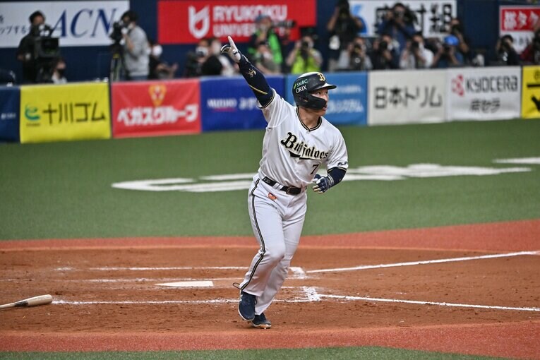日本シリーズ第5戦、サヨナラホームランの瞬間　©︎Hideki Sugiyama