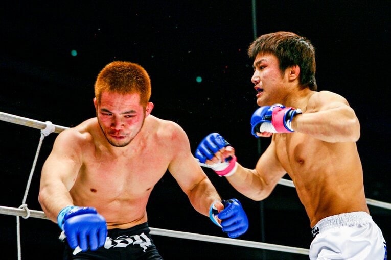 マッハは徐々に崩れ落ちていく