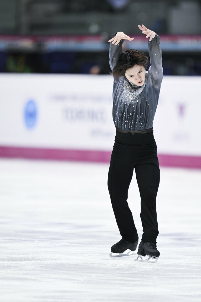 「昌磨のマジックを見せて！」世界王者・宇野昌磨を奮起させたランビエル・コーチの激励…300点超えに「スーパーエキサイティング」(42)