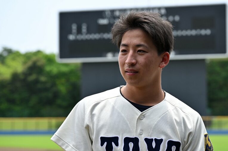 プロ注目左腕の東洋大・細野 ／ photograph by Hideki Sugiyama