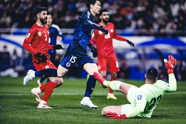 バーレーン戦、鎌田大地のゴールシーン（1枚目／2枚目） ©Kiichi Matsumoto